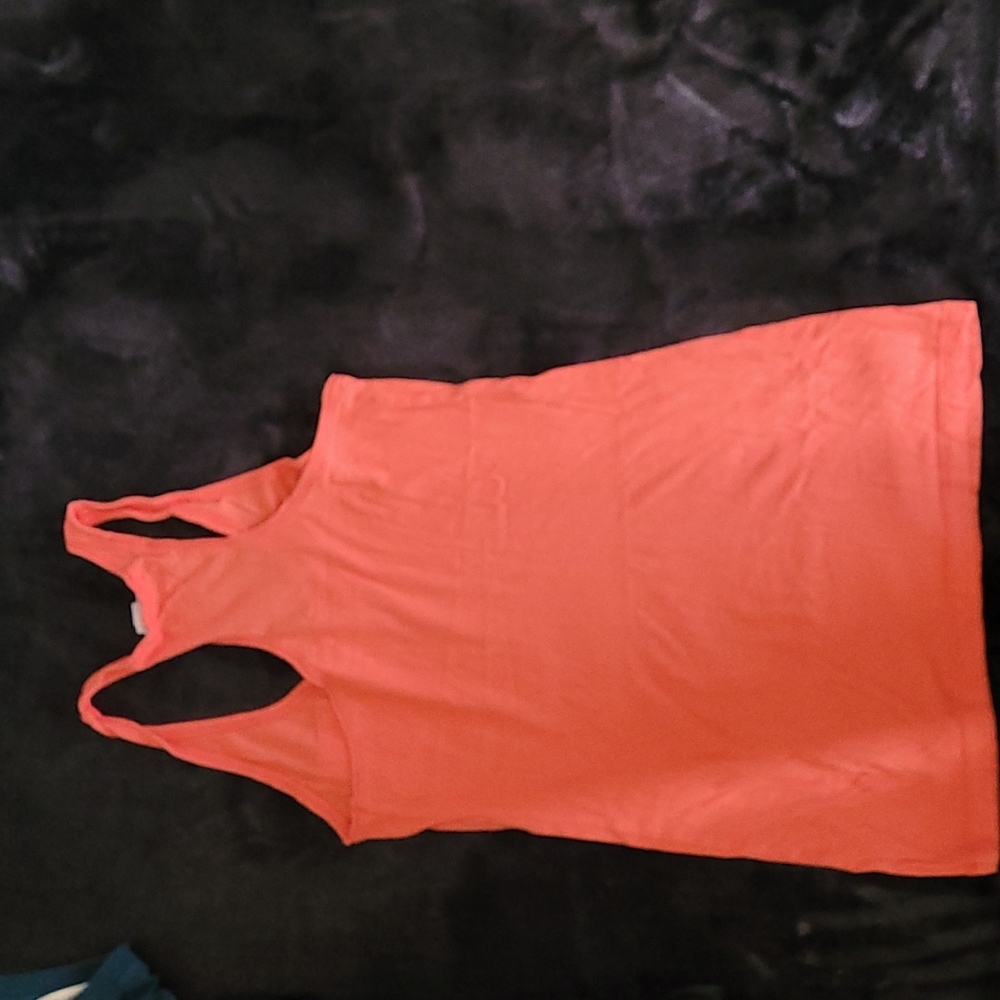 Tank top - Picture 3 of 3